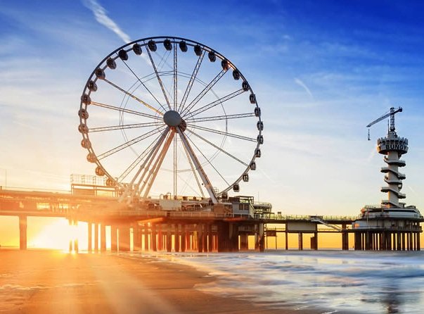 The-Hague-beach-scheveningen-pier